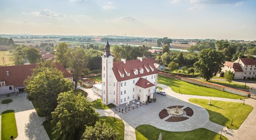 Palac Lagow — Hotel in Zgorzelec