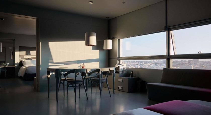 Image of Executive Suite - Cathedral View, king bed 6