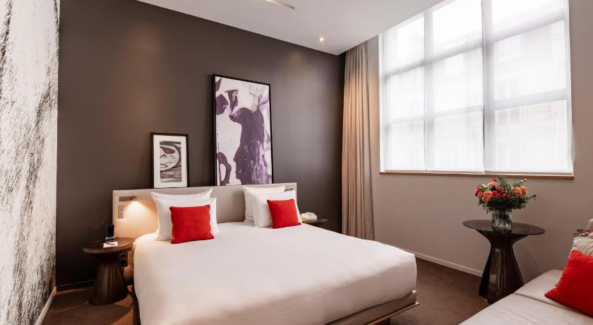 Image of Deluxe Room 3