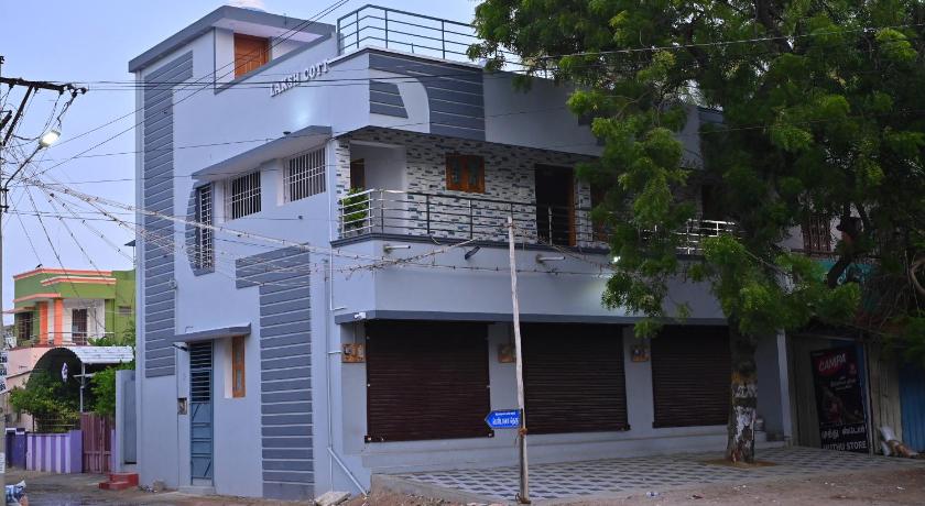 LAKSH COTT Home Stay