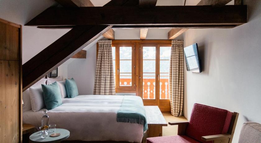 Image of Attic Prestige Jungfrau view 0