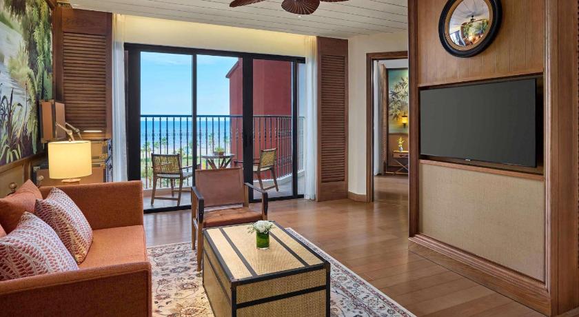 Image of Executive Family Suite with Seaview and Bunk Beds 5