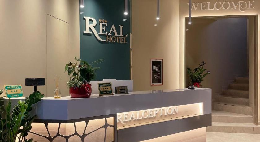 Hotel Real