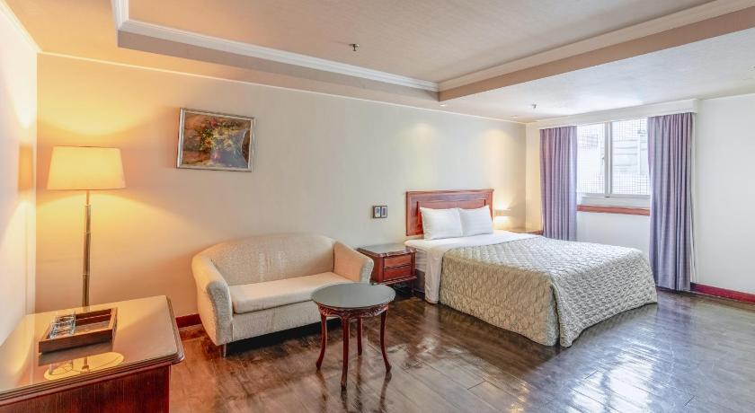 Image of Deluxe Double Room 0