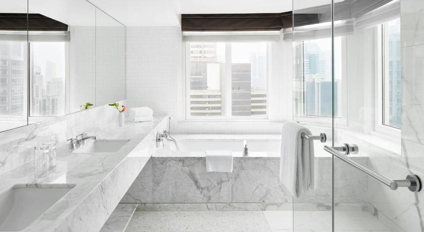 Image of One-Bedroom King Apartment 2