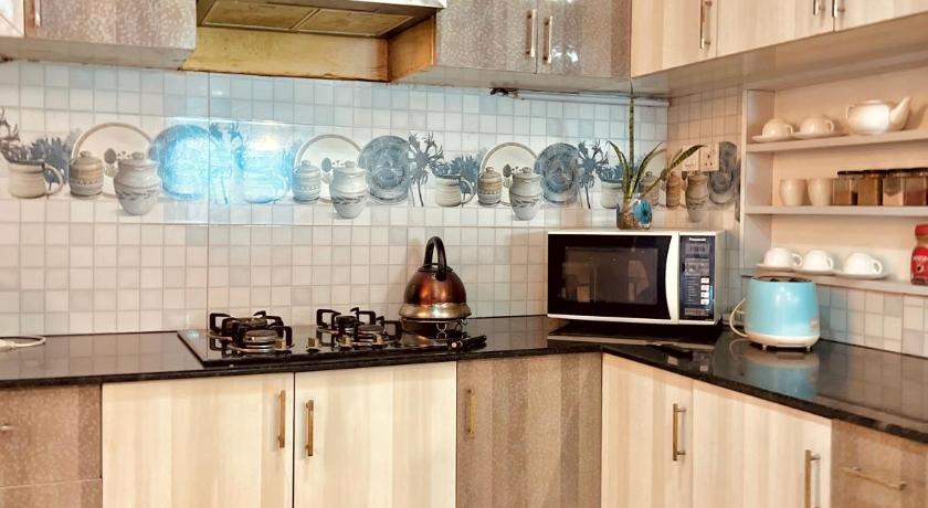 Cozykeyz 2BHK apartment with balconies near swayambhu — Kathmandu (4)
