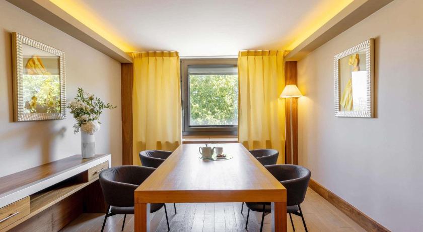 Image of Prestige Suite 12