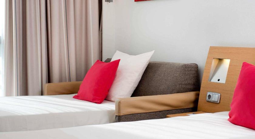 Image of Classic room - 1 double bed and 1 single sofa b ed 5