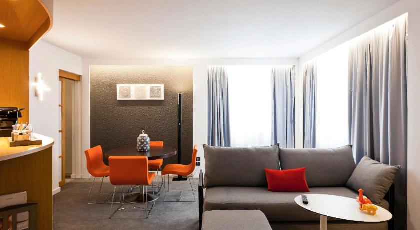 Image of Suite With 1 Double Bed And 1 Double Sofa Bed 6