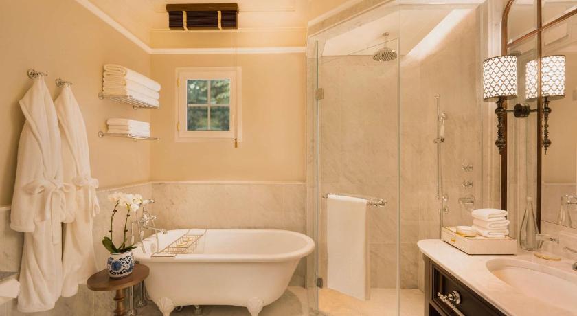 Image of Heritage Wing, Metropole Suite With Metropole Privileges And Benefits, King Beds 8