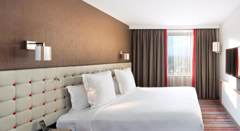 Image of Classic Room King Bed 1