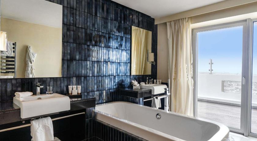 Opera King Suite - Separate Lounge, Medina and Ocean View 이미지 2