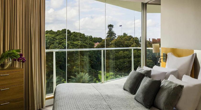 Image of One-Bedroom Apartment with Garden View - Non-refurbished 0