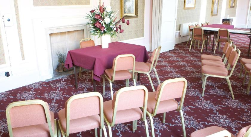 George & Pilgrims Hotel photo