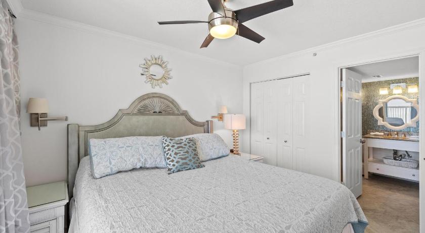 Image of Two-Bedroom Apartment with Balcony and Sea View 14