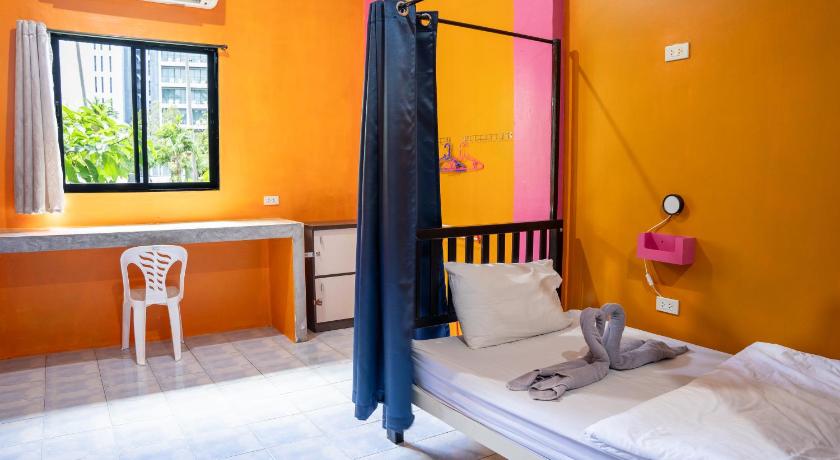 Image of 4-Bed Mixed Dormitory Room 0