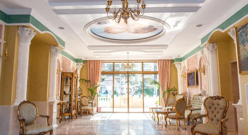Venera & Anastasia Palace Apartments photo