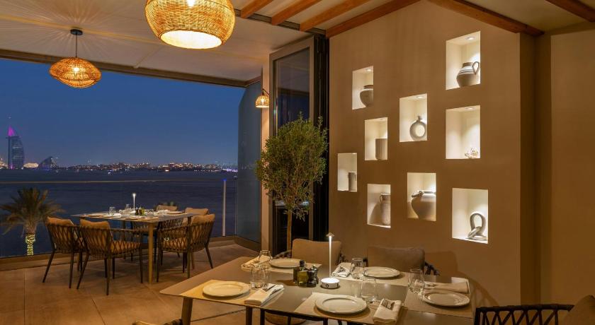 Aloft by Marriott Palm Jumeirah - image 7