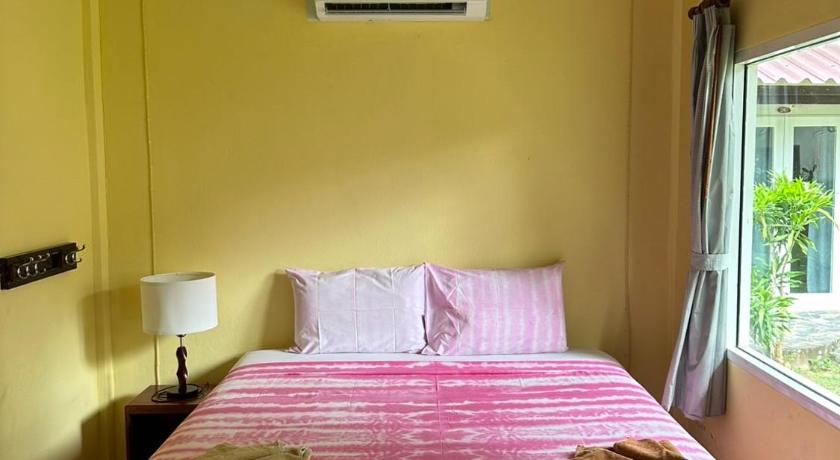 Image of Air Conditioning Bungalow 9