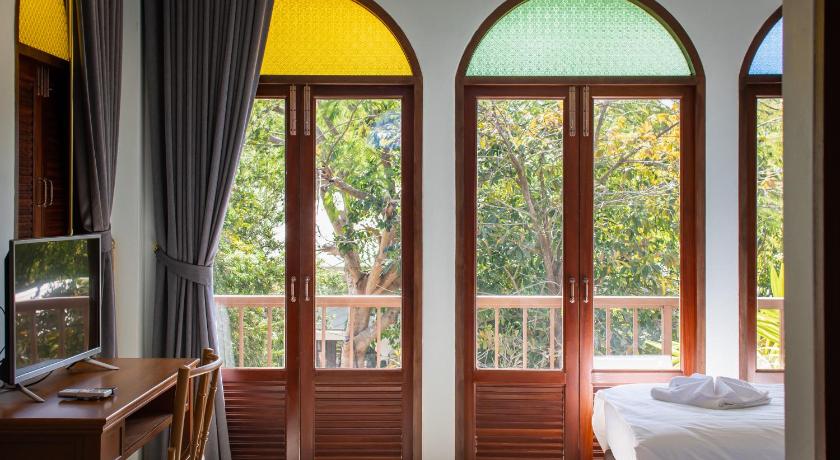 Image of Garden Deluxe 9