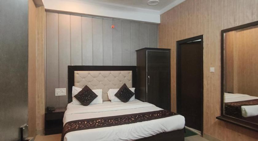 Hotel Aashray - image 38