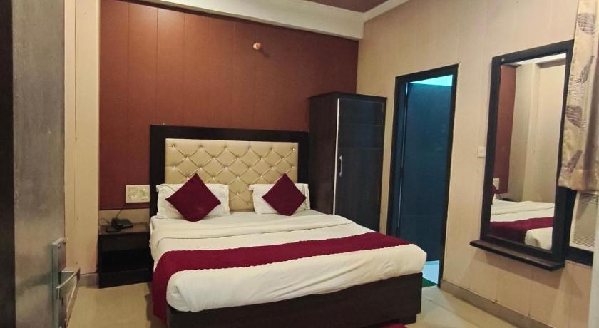 Hotel Aashray - image 34