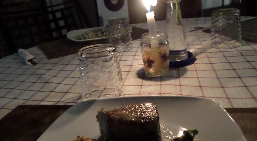 安东尼港 La Familia Guest House and Natural Farm 3星级 酒店 餐厅