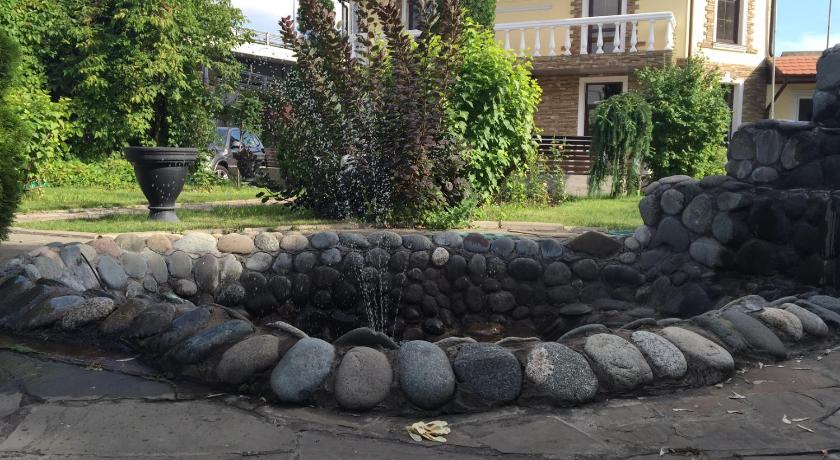 Garden Hotel photo