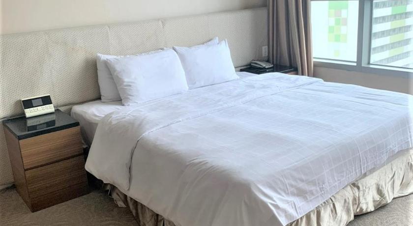 Image of Standard Suite (city View) 6