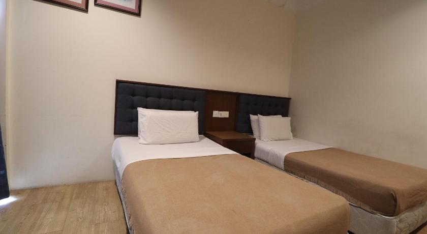 Image of Twin Room 1