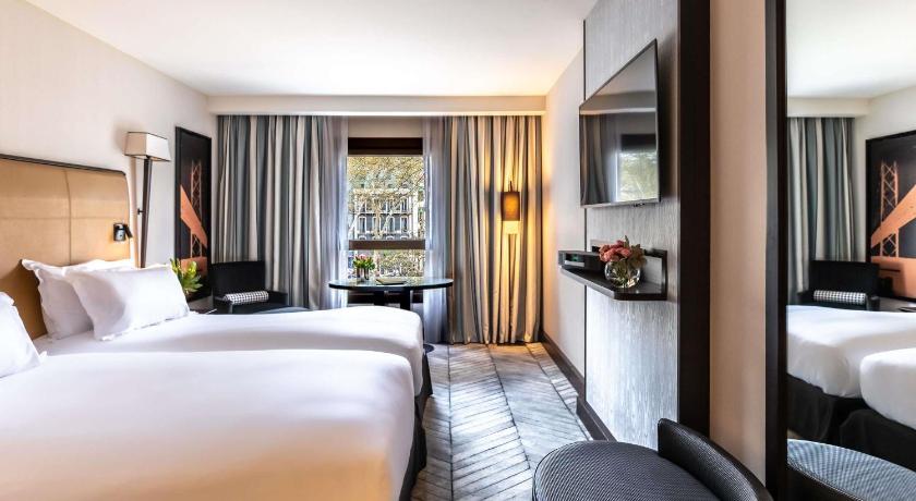 リスボン Sofitel Lisbon Liberdade 5つ星 ホテル スイート