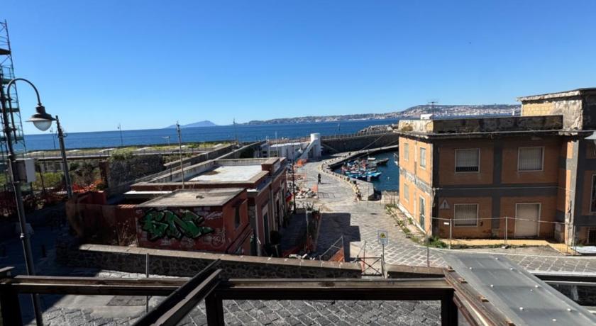 ポルティチ Sea Vibes I FLOOR 3つ星 ホテル ロビー