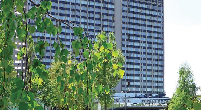 Premier Hotel Rus - image 2