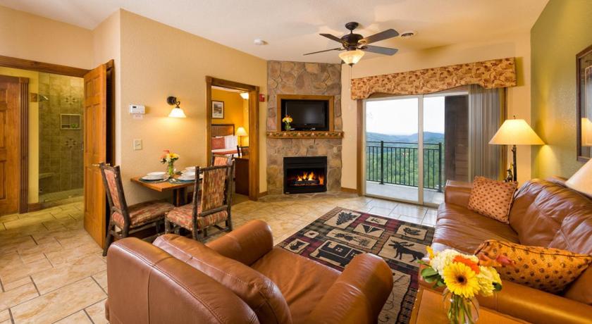 Image of Three-Bedroom Villa 10