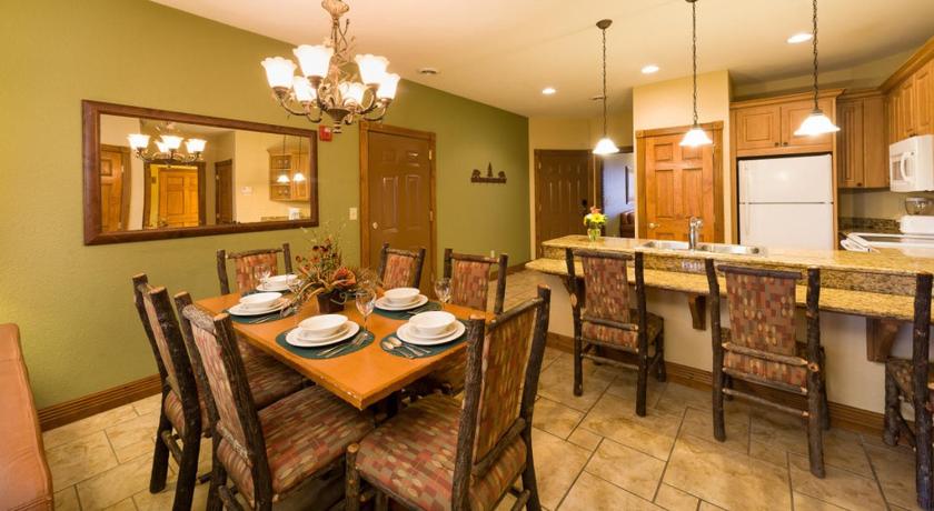 Image of Three-Bedroom Villa 11