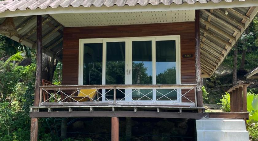 Image of Bungalow Garden View 16