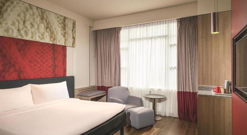 Image of Superior Room 1 Queen Bed 1