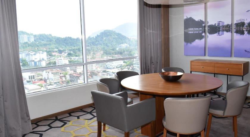 รูปของห้องเพรสซิเดนเชียลสวีทเตียงคิงไซส์ (Presidential King Suite) 7