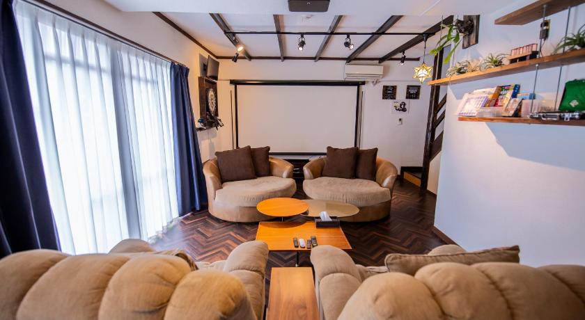 沖縄本島 Cinema Resorts 1 3つ星 宿泊施設 プール