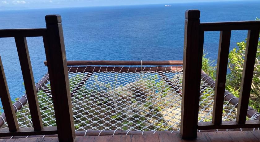 Suwehan Beach Cliff House - image 45