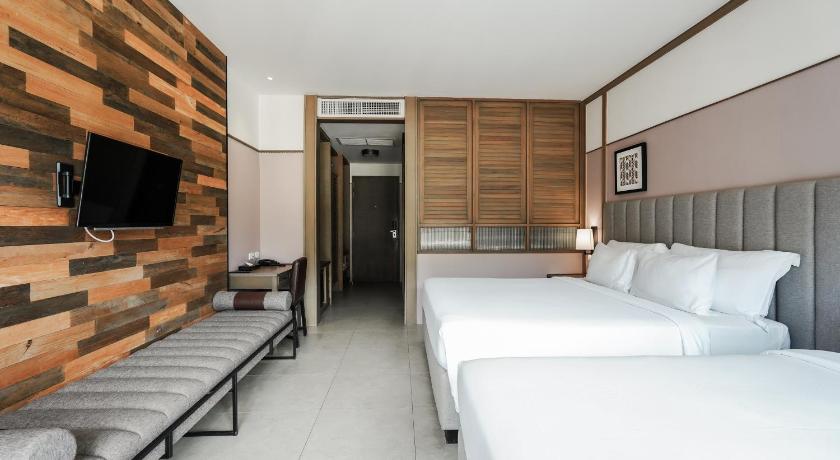 Image of Deluxe Cliff View Double Room 7
