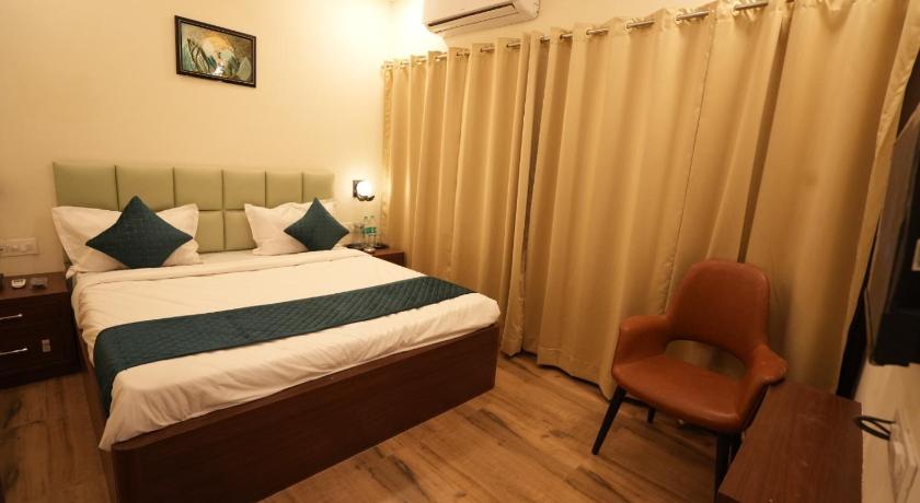 Hotel Royal Villa - image 15