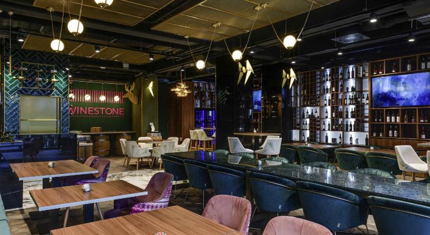 ティミショアラ Mercure Timisoara 4つ星 ホテル 外観