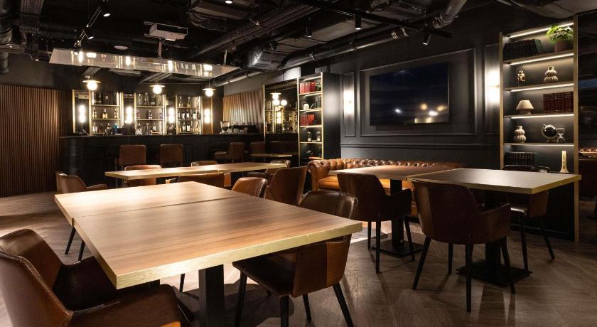 ティミショアラ Mercure Timisoara 4つ星 ホテル レストラン