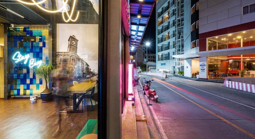 Patong Poshtel - image 8