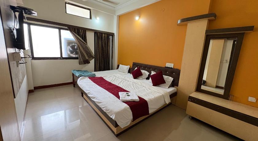 Hotel chaitanya