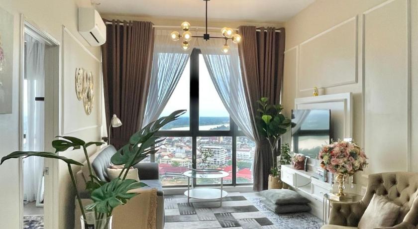 Netflix 2 Queen Bed Troika Kota Bharu Homestay 113 - image 7