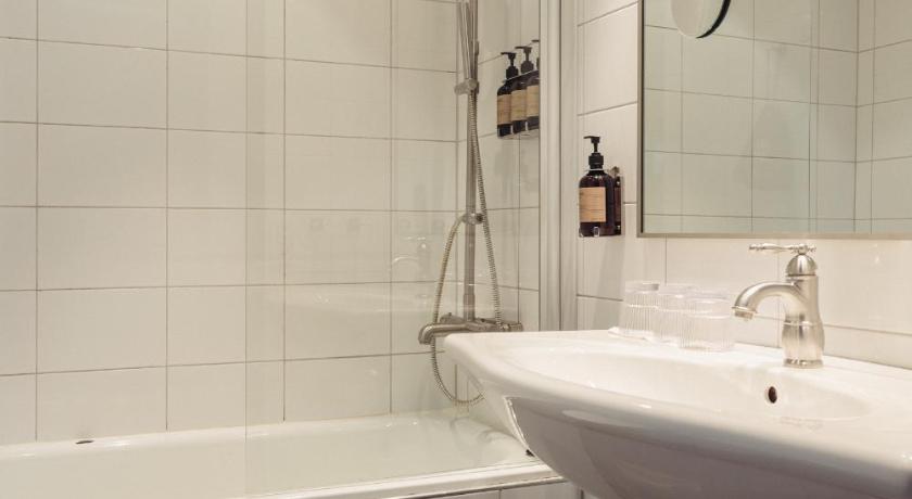 Image of Superior Double Room with Sea View (Excluding Spa) 2