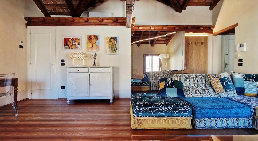 ATTICO 41 - Grand View in the Heart of Bassano