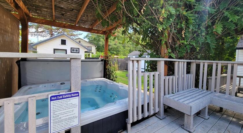 메드퍼드 (OR) Rosewood Landing by WanderLodges - Hot tub - Sauna 4성급 숙소 로비
